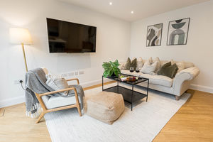 Living Area - click for photo gallery